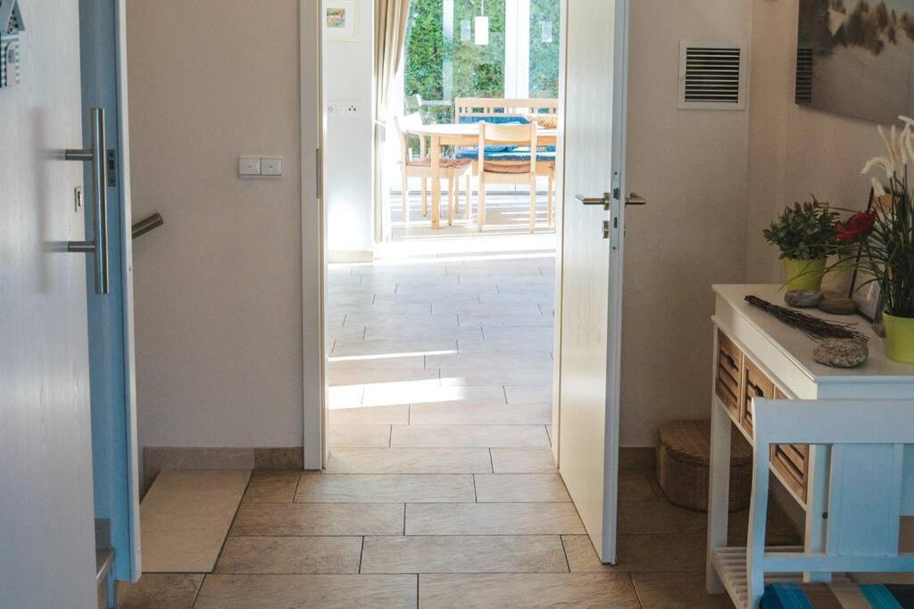 Astara - Dein Traum-Ferienhaus In Σβάνγκαου Εξωτερικό φωτογραφία